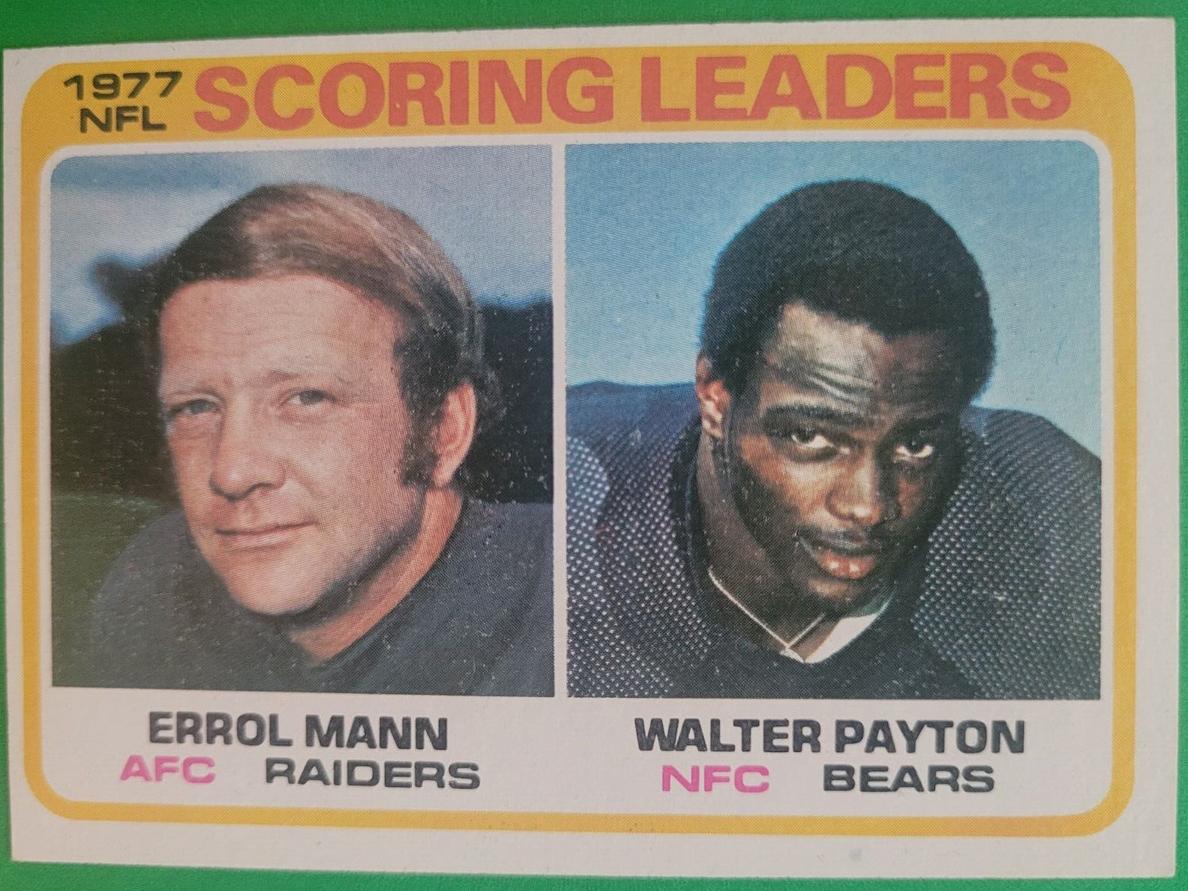 1978 Topps Football Walter Payton #334 PSA 8