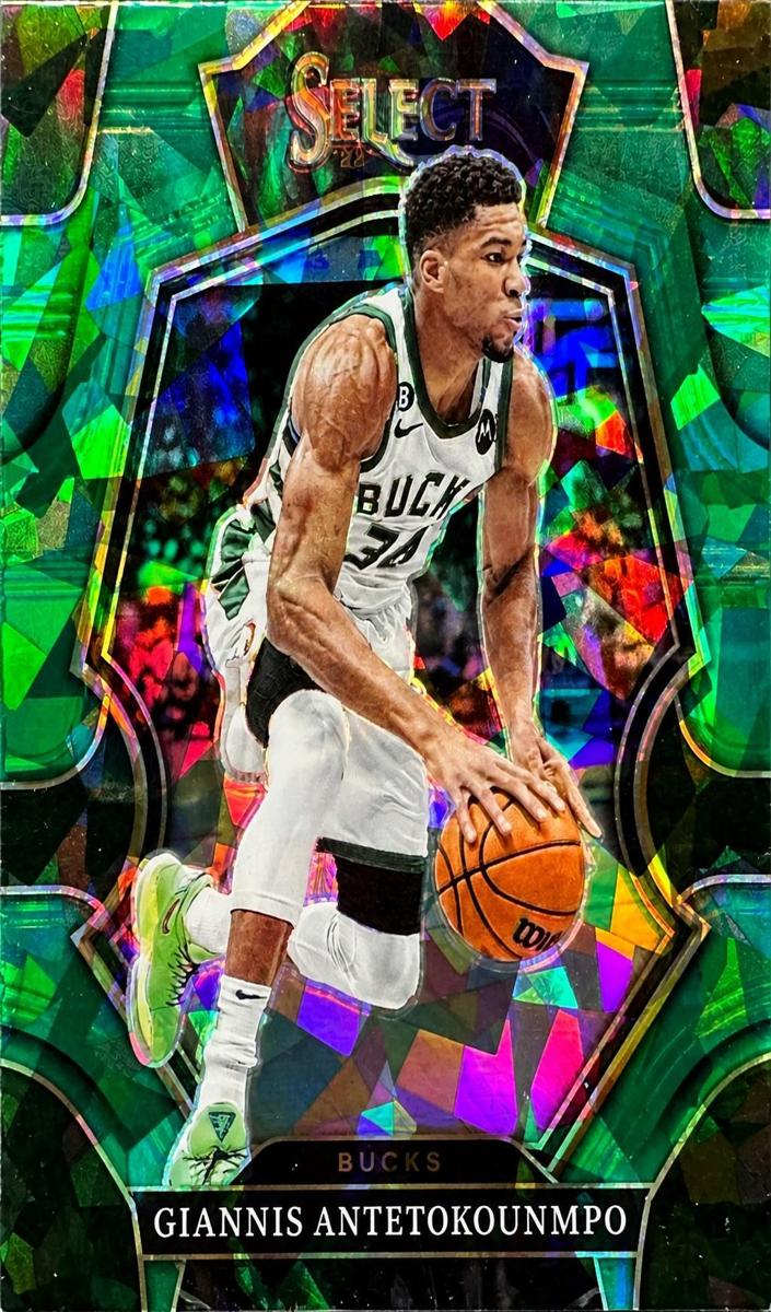 2022 Panini Select Basketball Green Ice Giannis Antetokounmpo #161