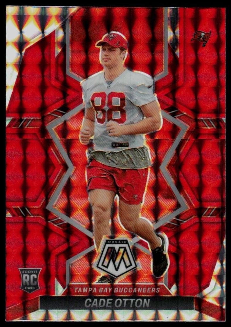 2022 Panini Mosaic Football Red Cade Otton #361