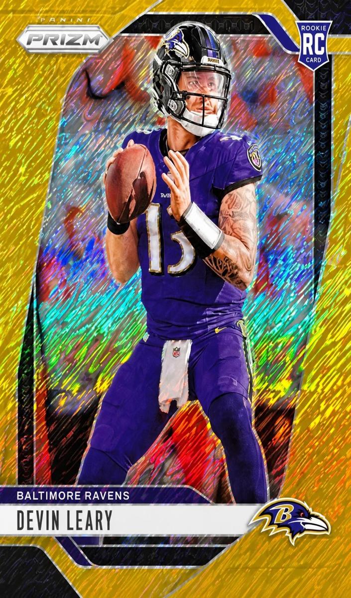 2024 Panini Prizm Football Gold Shimmer Devin Leary #327
