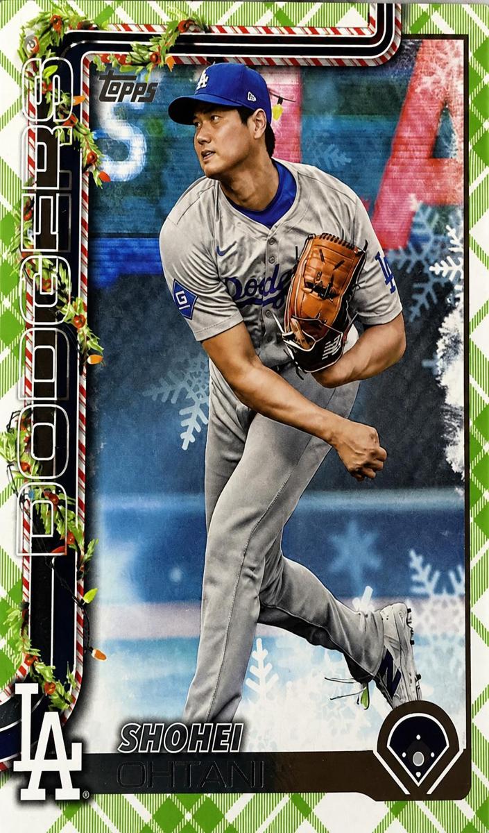 2025 Topps Holiday Baseball Green Holiday Plaid Shohei Ohtani #H1