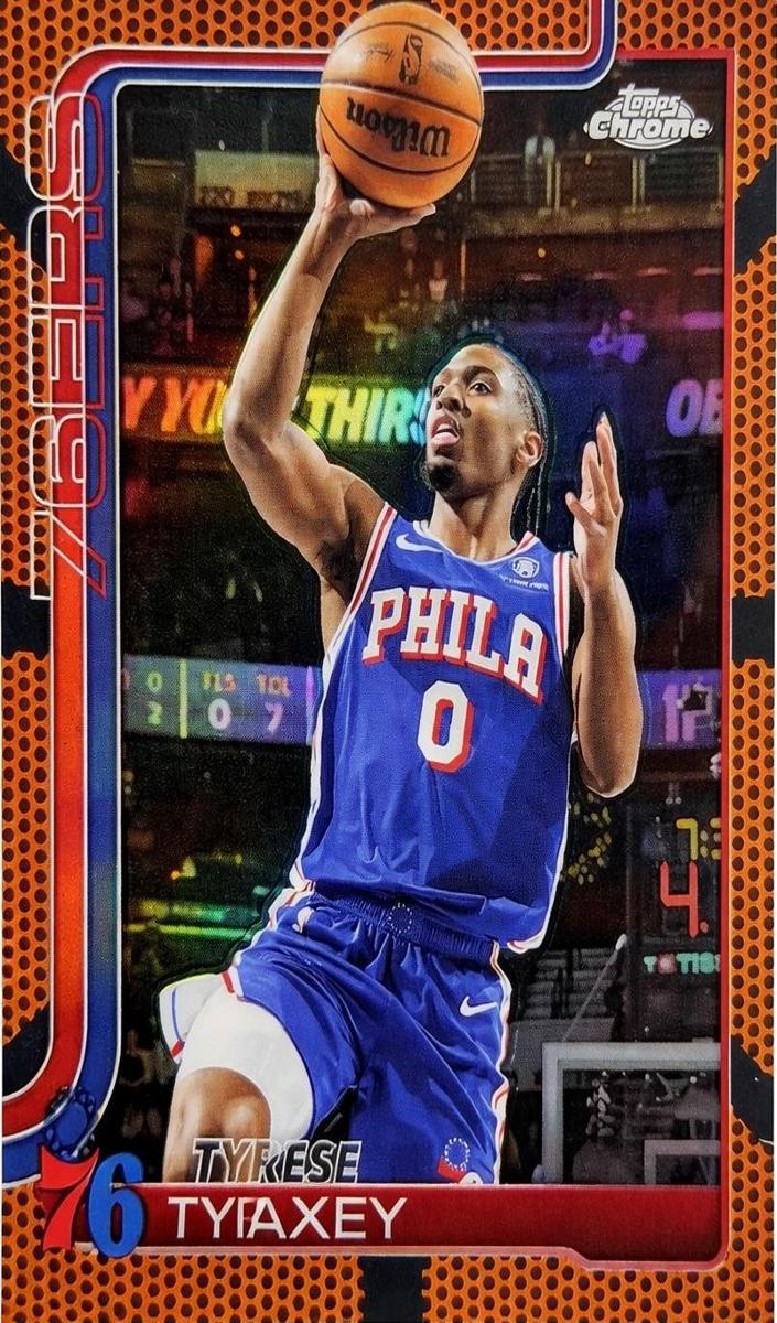 2025 Topps Chrome Basketball Basketball Refractor Tyrese Maxey #185