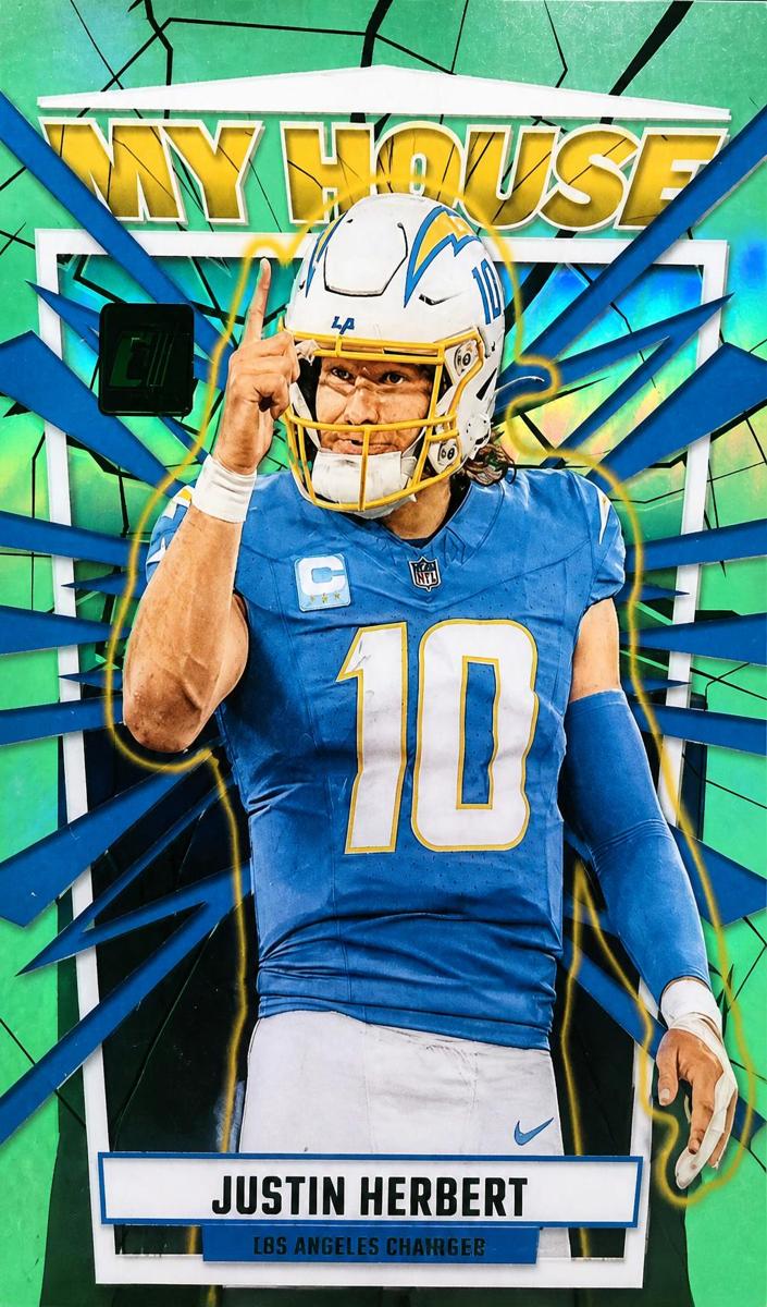 2023 Panini Clearly Donruss Football Green Justin Herbert #9