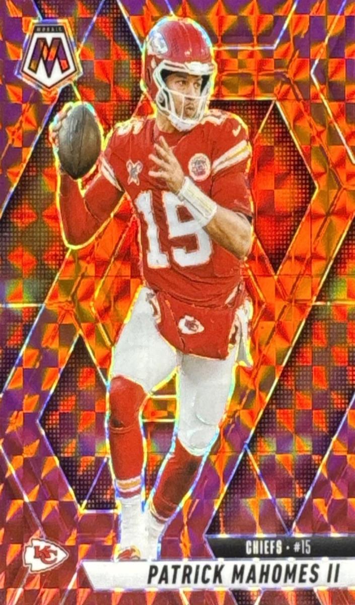 2025 Panini Mosaic Football Red Patrick Mahomes II #200