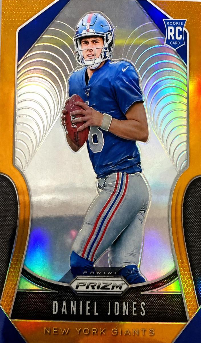 2019 Panini Prizm Football Orange Prizm Daniel Jones #302 PSA 9