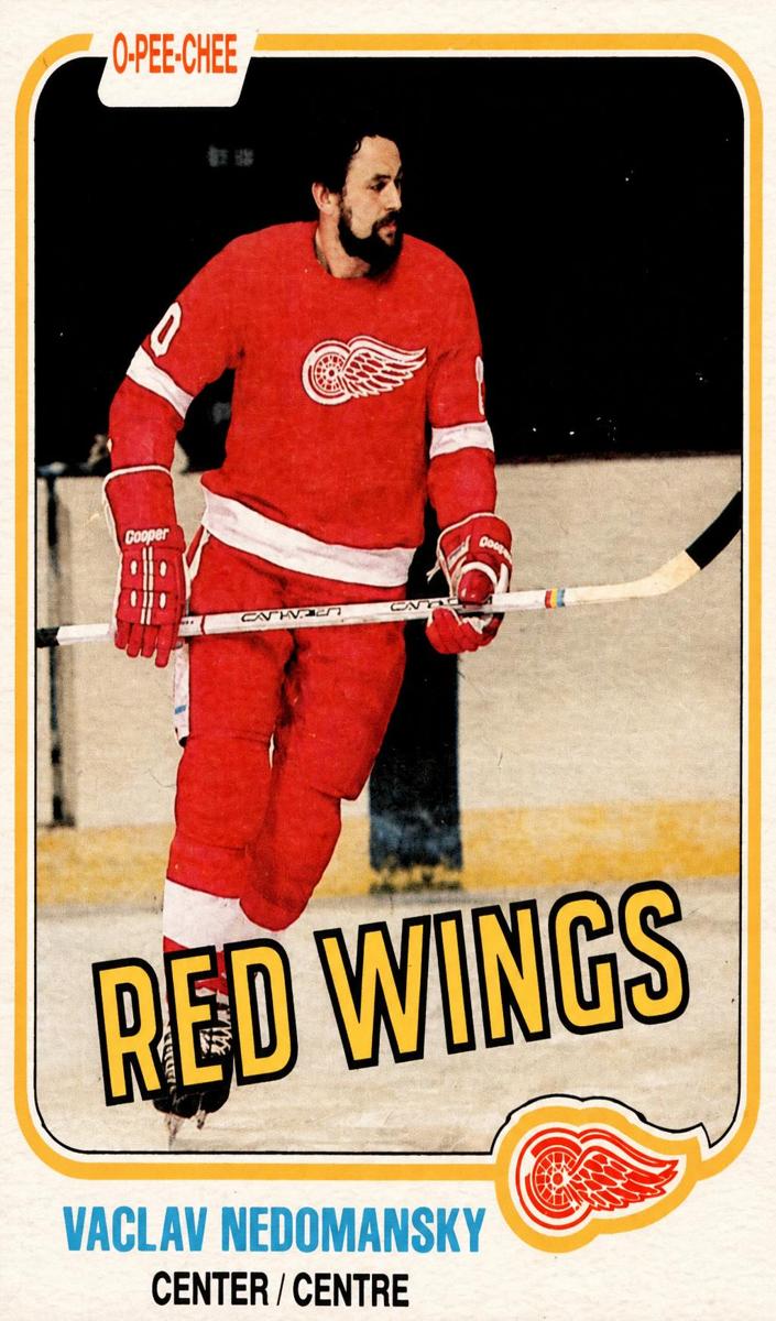1981 O-Pee-Chee Hockey Vaclav Nedomansky #94 PSA 8