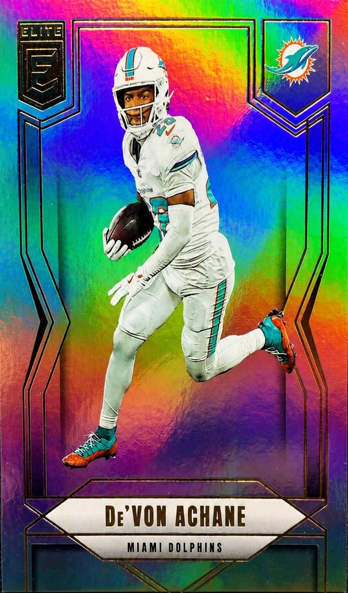 2025 Donruss Elite Football De'Von Achane #44