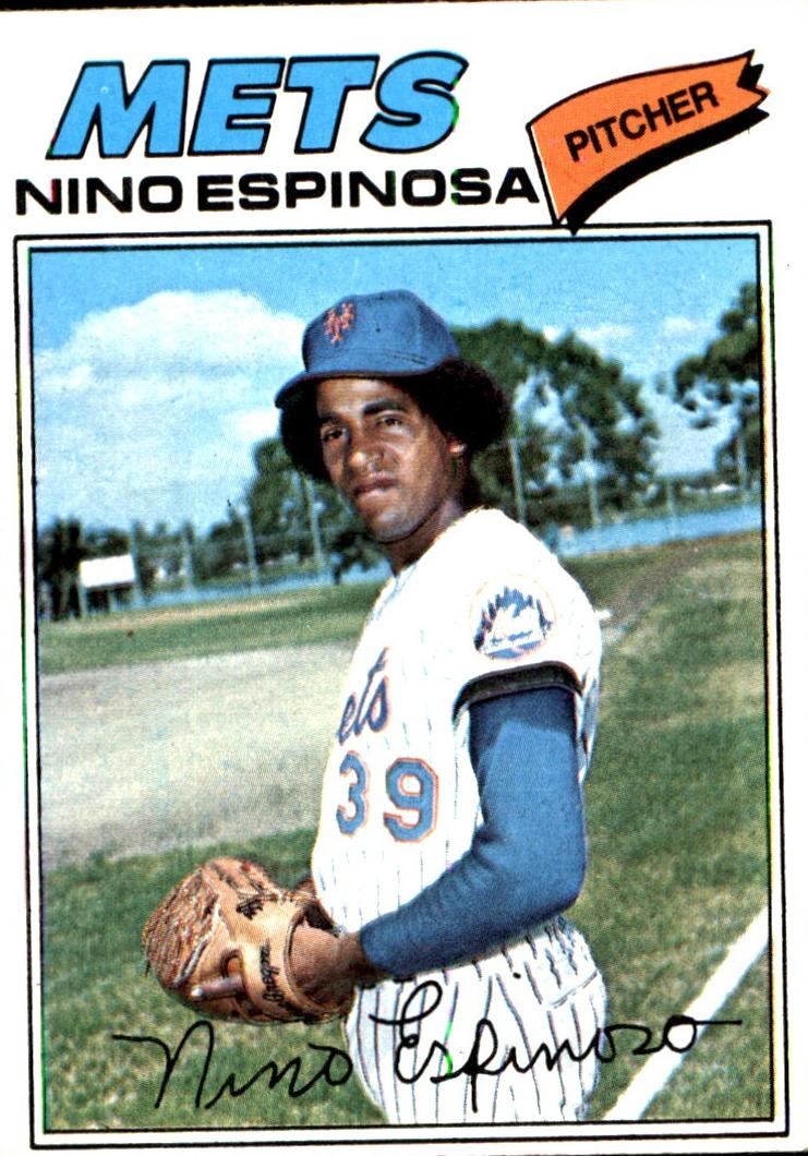 1977 Topps Baseball Nino Espinosa #376 PSA 8