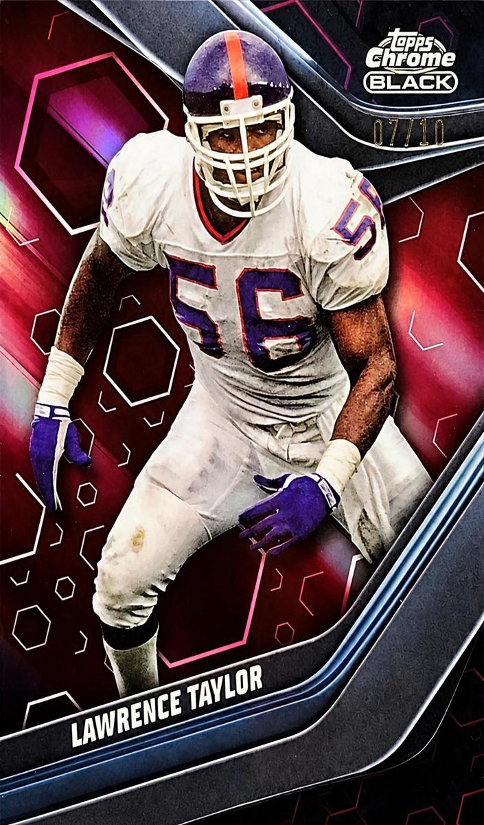2023 Topps Composite Football Magenta Refractor Lawrence Taylor #135
