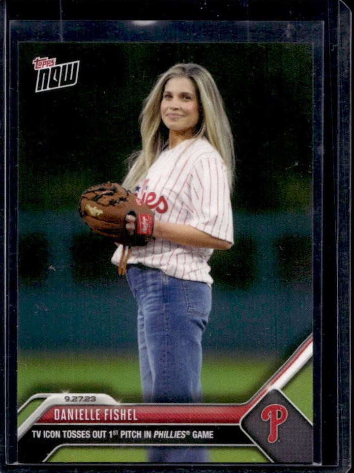 2023 Topps Now Baseball Danielle Fishel #931 SGC 9.5