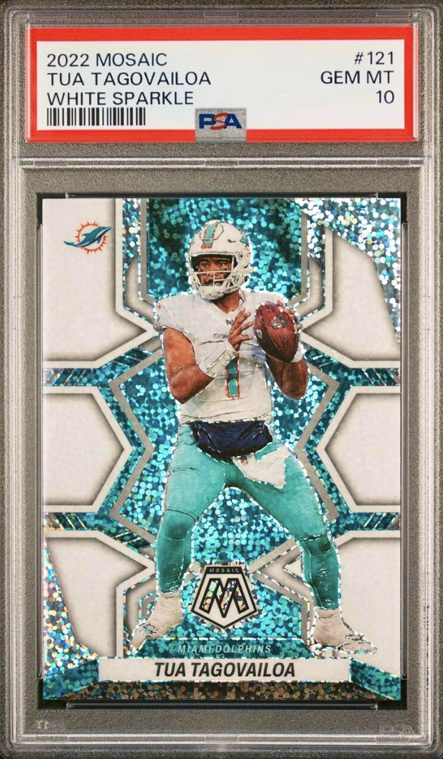 2022 Panini Mosaic Football White Sparkle Tua Tagovailoa #121 SGC 9.5