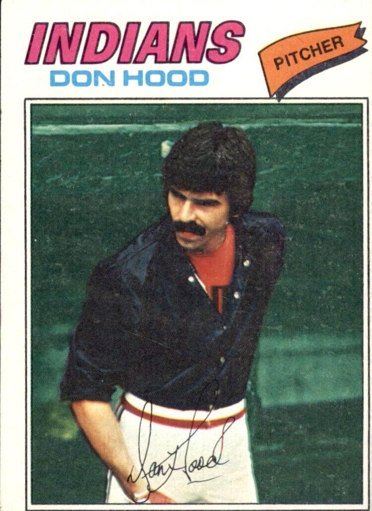 1977 Topps Baseball Don Hood #296 PSA 10