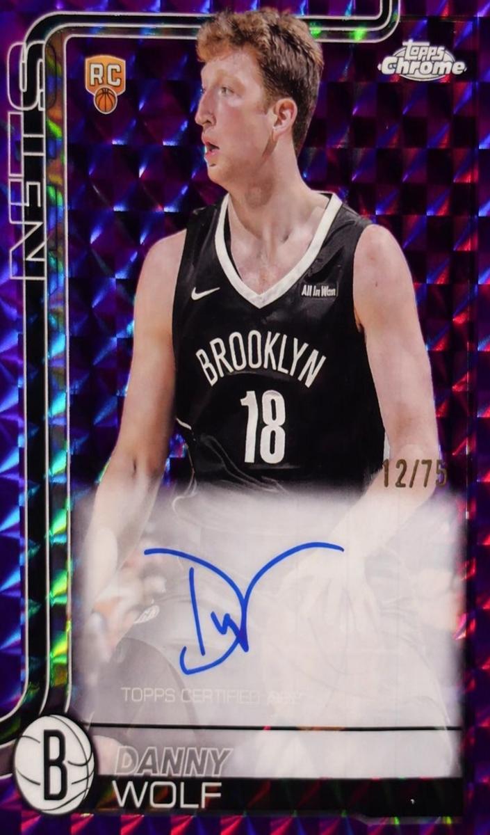 2025 Topps Chrome Basketball Geometric Purple Refractor Danny Wolf #TCAR-DW