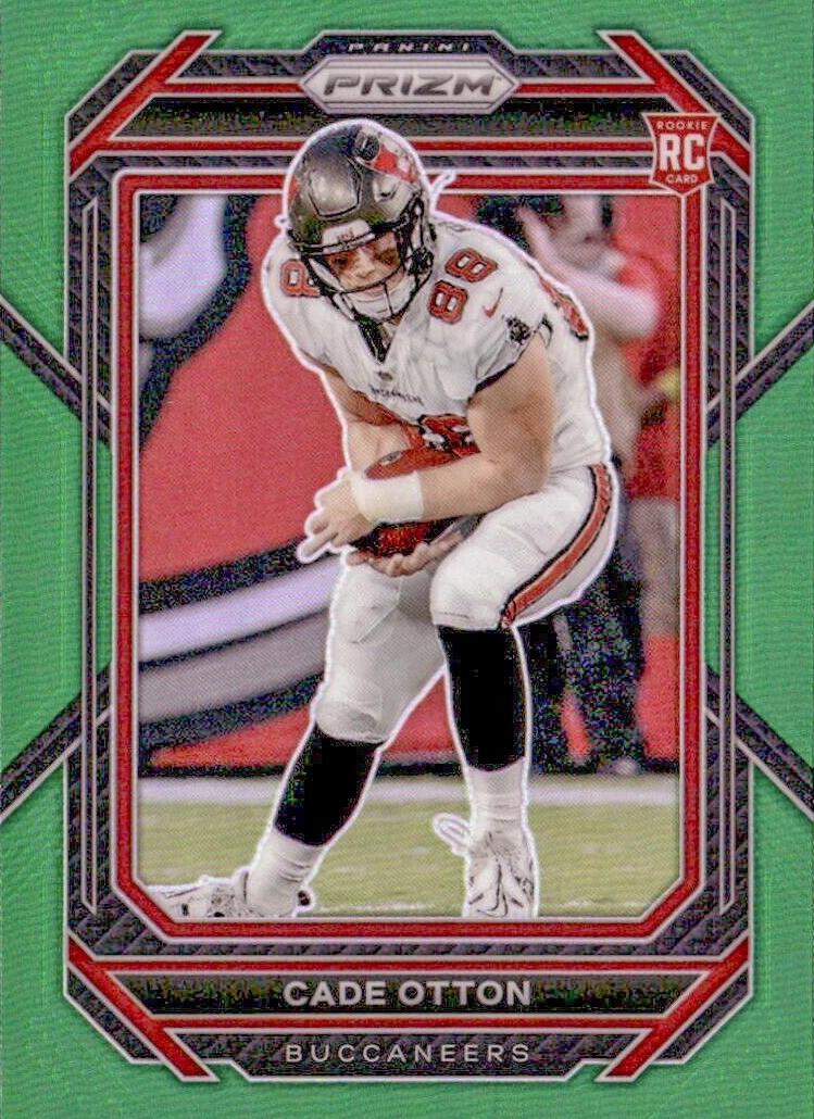 2022 Panini Prizm Football Green Cade Otton #362