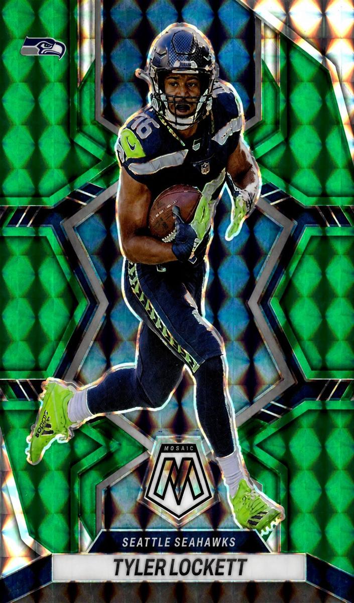 2022 Panini Mosaic Football Green Tyler Lockett #171