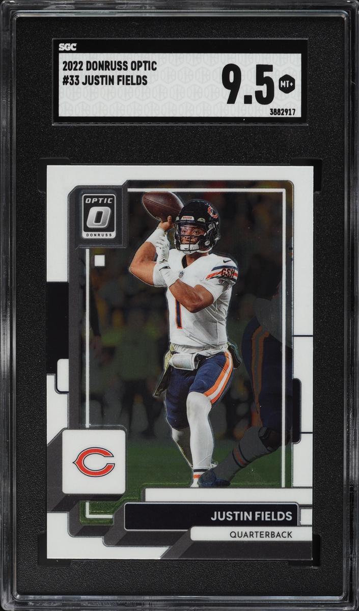 2022 Donruss Optic Football Justin Fields #33 SGC 9.5