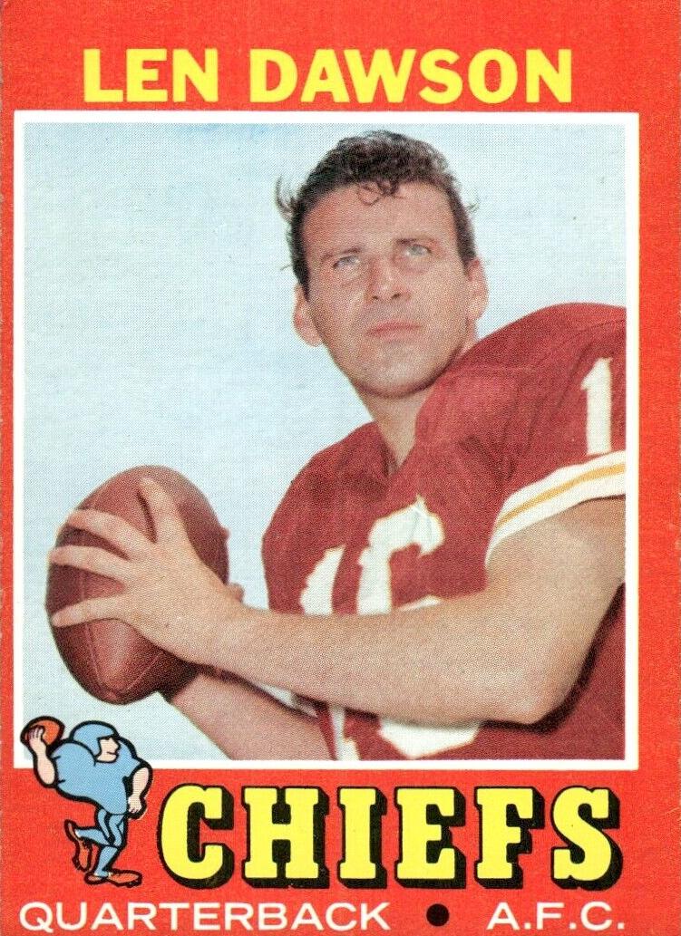 1971 Topps Football Len Dawson #180 PSA 7.5