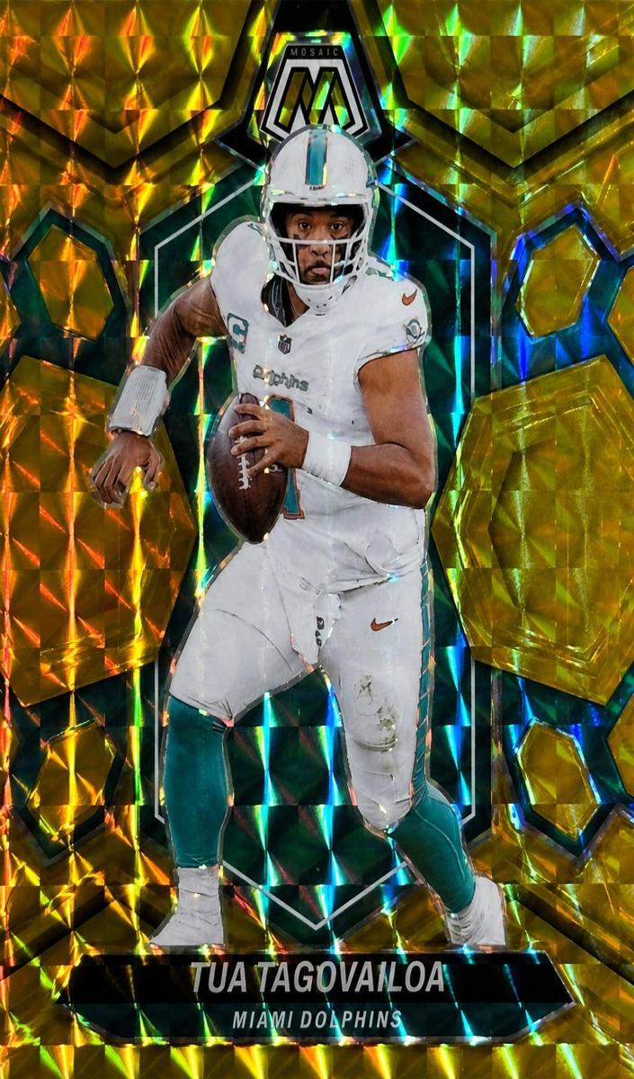 2024 Panini Mosaic Football Gold Tua Tagovailoa #134