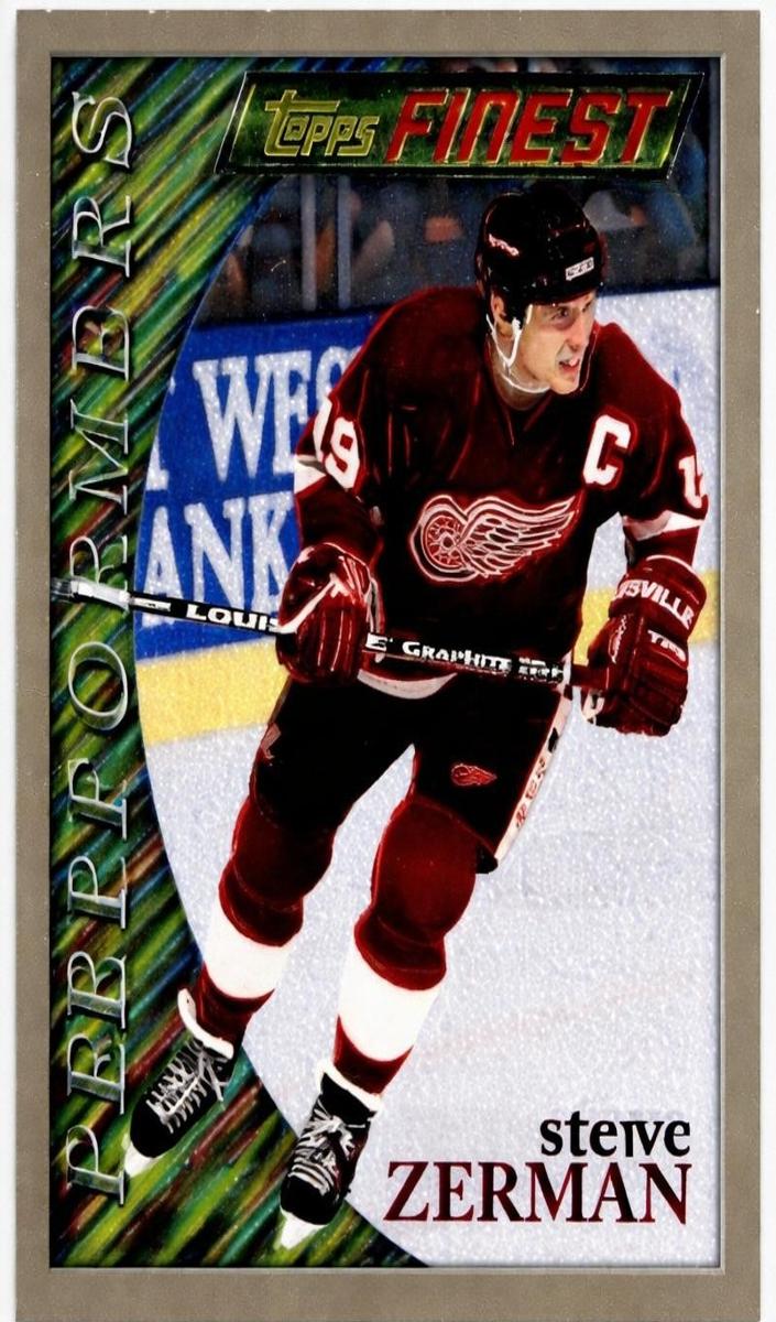 1995 Topps Finest Hockey Steve Yzerman #162 PSA 8.5
