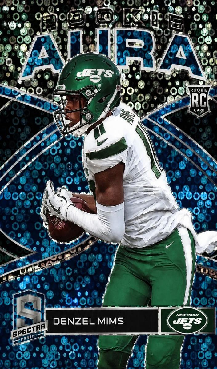 2020 Panini Spectra Football Neon Blue Denzel Mims #RA-10