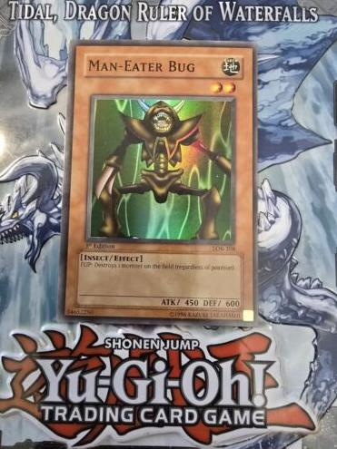 2002 Yu-Gi-Oh! Legend of Blue Eyes White Dragon 1st Edition Man-Eater Bug #LOB-108