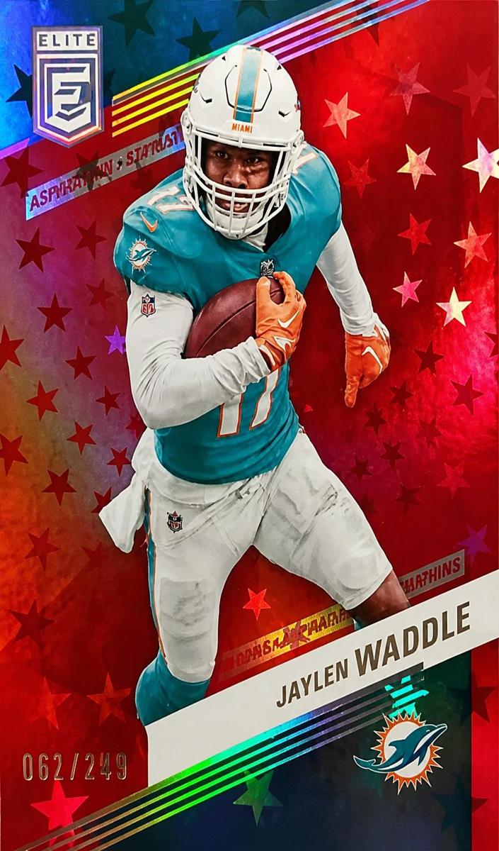2023 Donruss Elite Football Aspirations Stars Jaylen Waddle #49 PSA 9