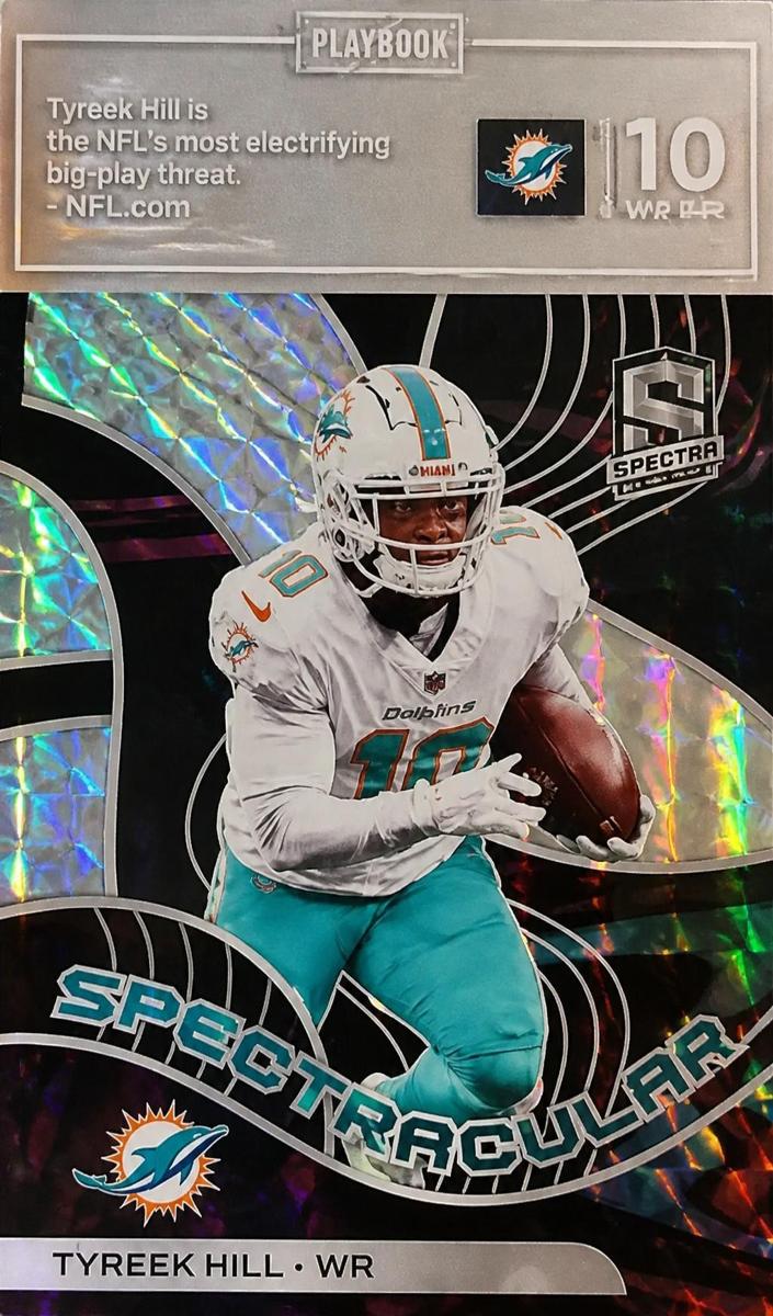 2022 Panini Spectra Football Interstellar Tyreek Hill #SPEC-THI PSA 9