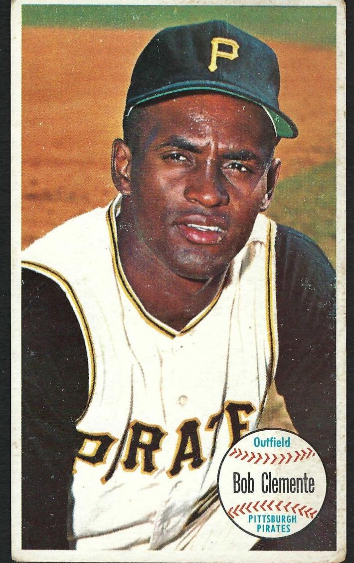 1964 Topps Giants Baseball Roberto Clemente #11