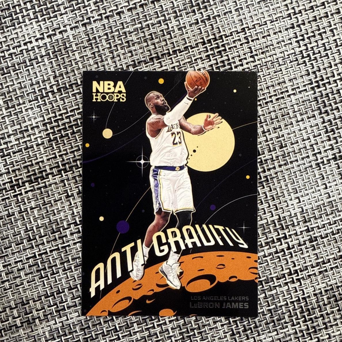 2024 Panini Hoops Basketball Holo LeBron James #17
