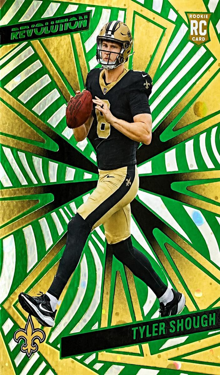 2025 Panini Revolution Football Green Cosmo Tyler Shough #246
