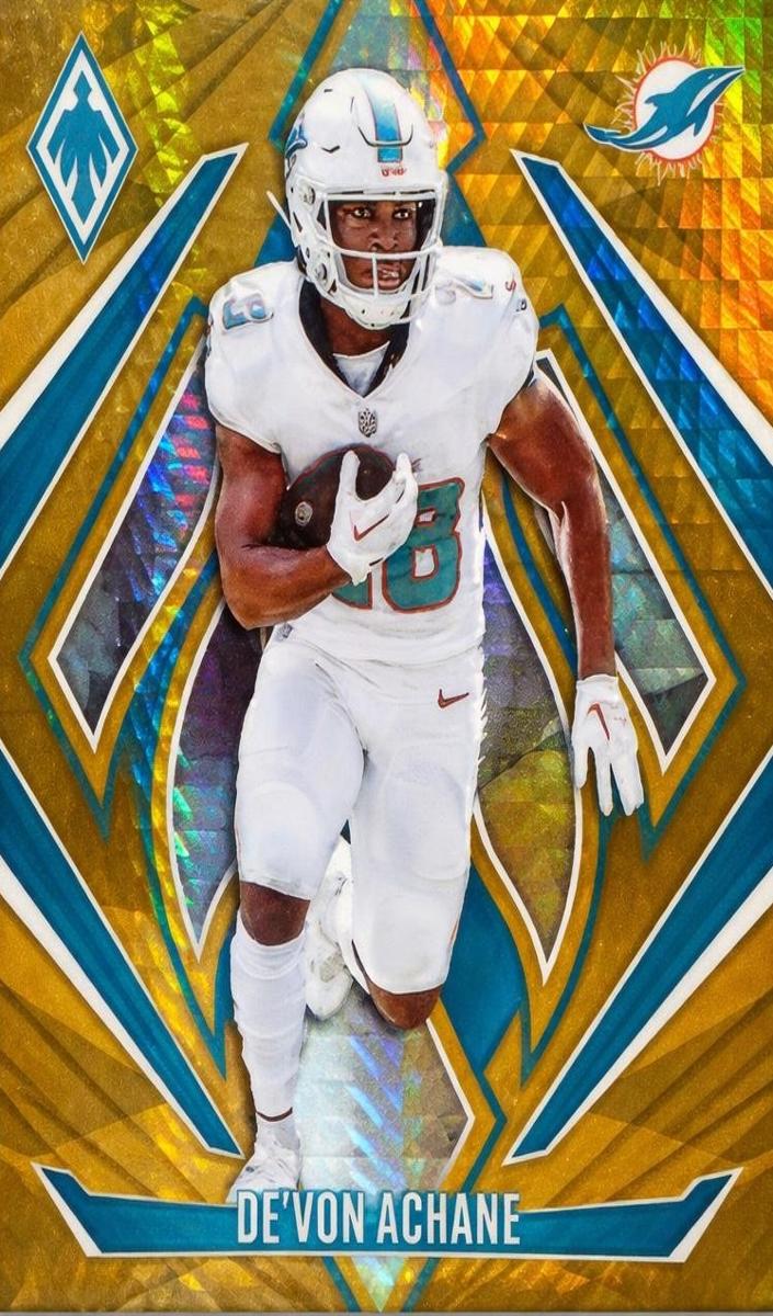 2024 Panini Phoenix Football Gold De'Von Achane #47