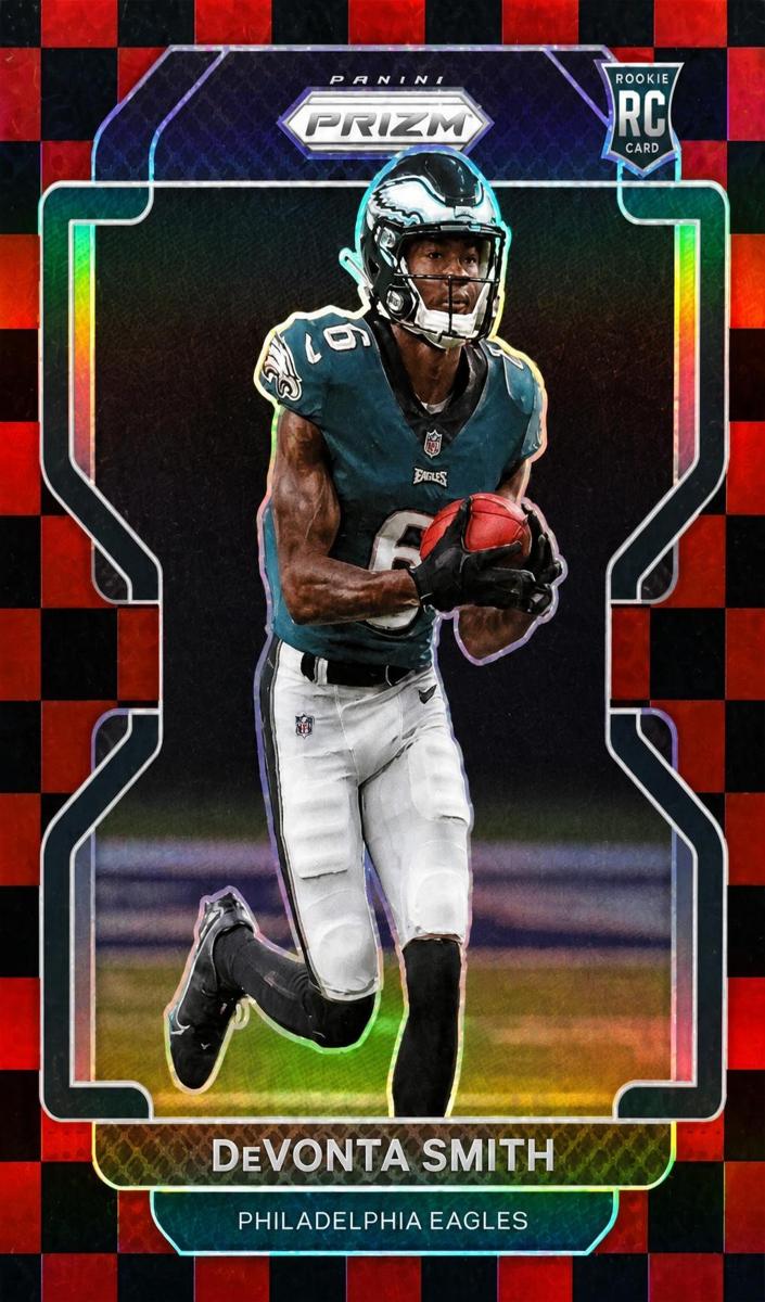2021 Panini Prizm Football Black and Red Checker DeVonta Smith #335 PSA 10