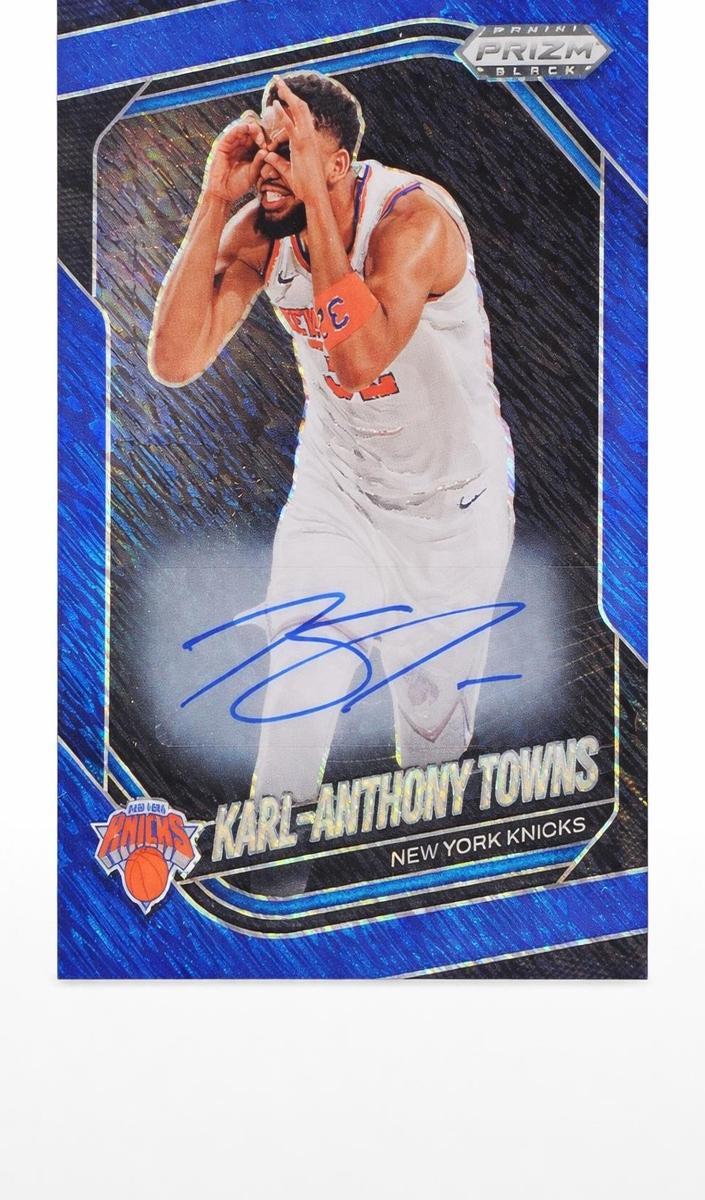2024 Panini Prizm Black Basketball Blue Shimmer FOTL Karl-Anthony Towns #107