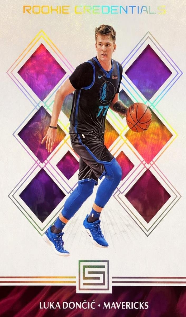 2018 Panini Status Basketball Luka Doncic #26 PSA 10