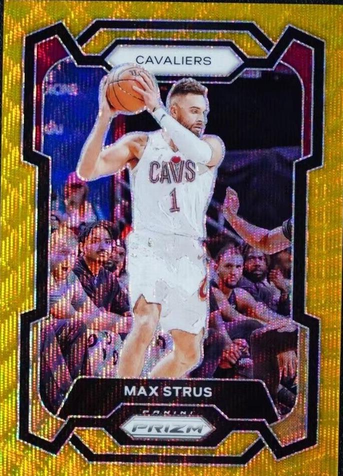 2023 Panini Prizm Basketball Gold Max Strus #273