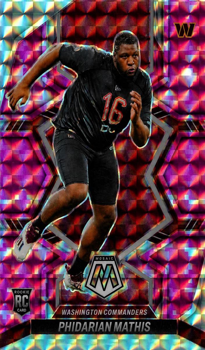 2022 Panini Mosaic Football Camo Pink Phidarian Mathis #389
