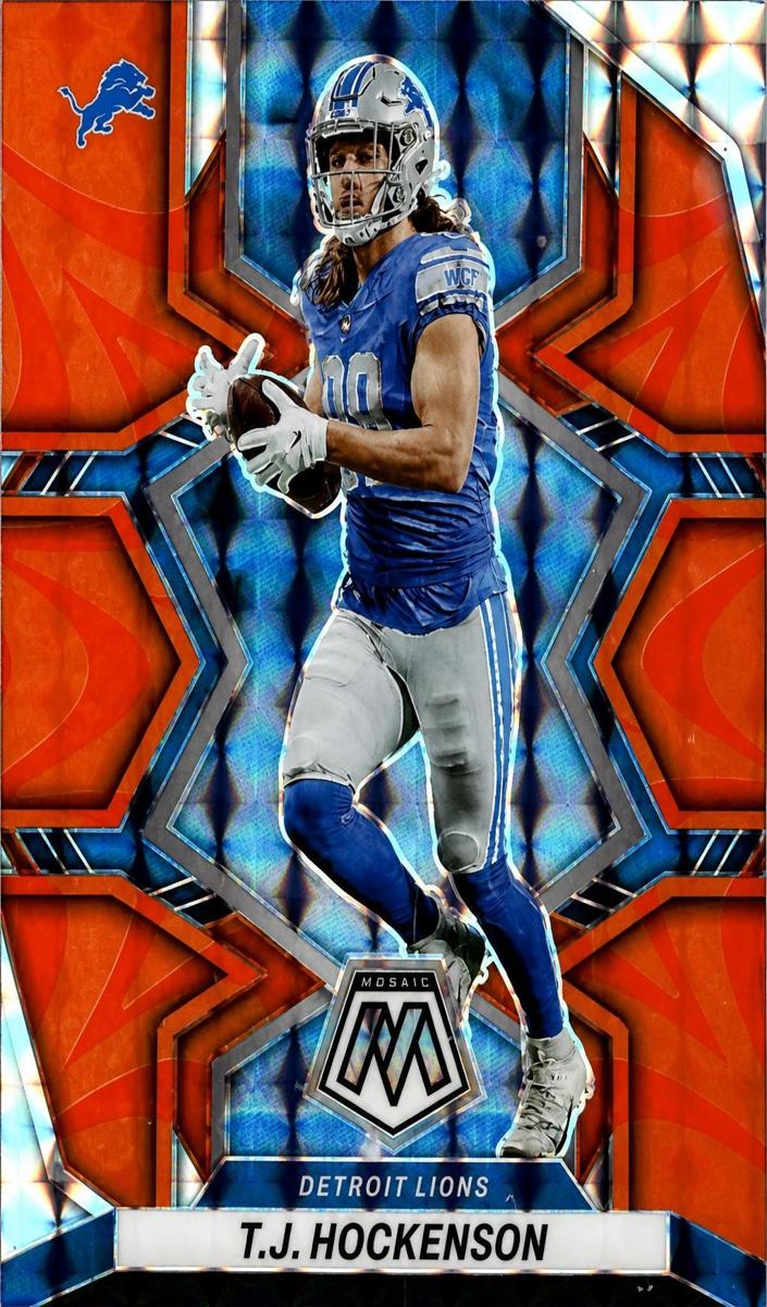 2022 Panini Mosaic Football Reactive Orange T.J. Hockenson #68