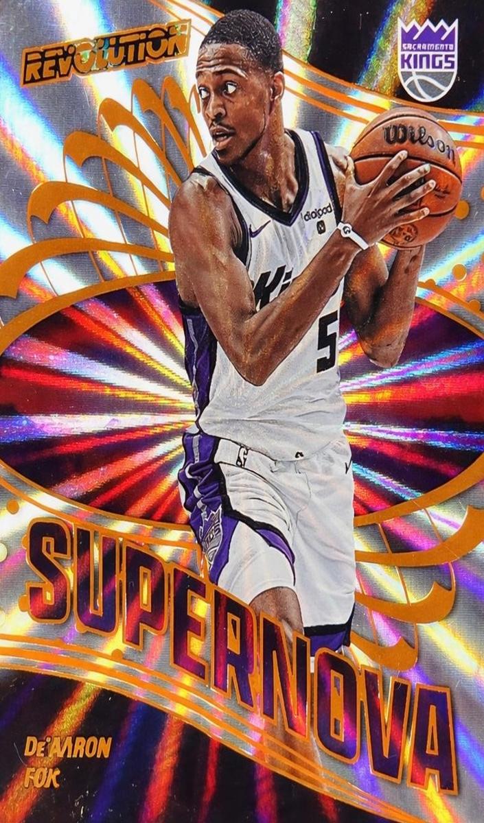 2024 Panini Revolution Basketball Sunburst De'Aaron Fox #3
