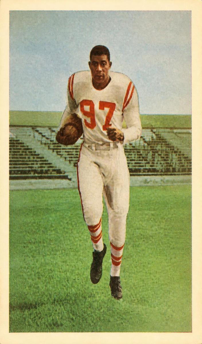 1954 Blue Ribbon Tea CFL Football Eddie Macon #56 PSA 4.5