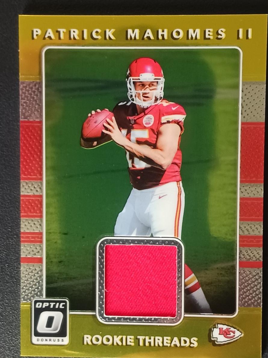 2017 Donruss Optic Football Patrick Mahomes II #7 PSA 9