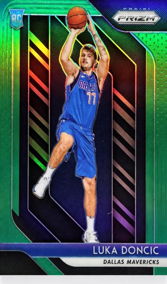 2018 Panini Prizm Basketball Green Prizm Luka Doncic #280 PSA 9