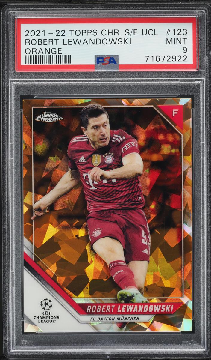 2021 Topps Chrome Sapphire UEFA Champions League Soccer Orange Robert Lewandowski #123