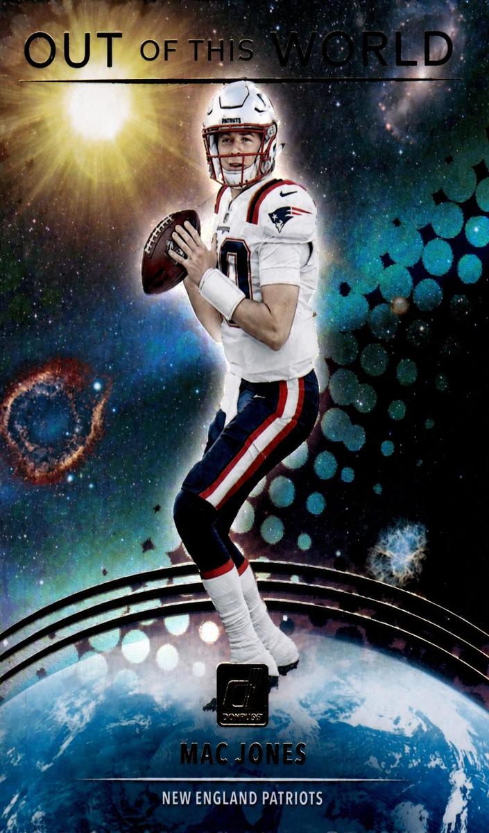 2021 Panini Donruss Football Mac Jones #OTW-MJO PSA 9