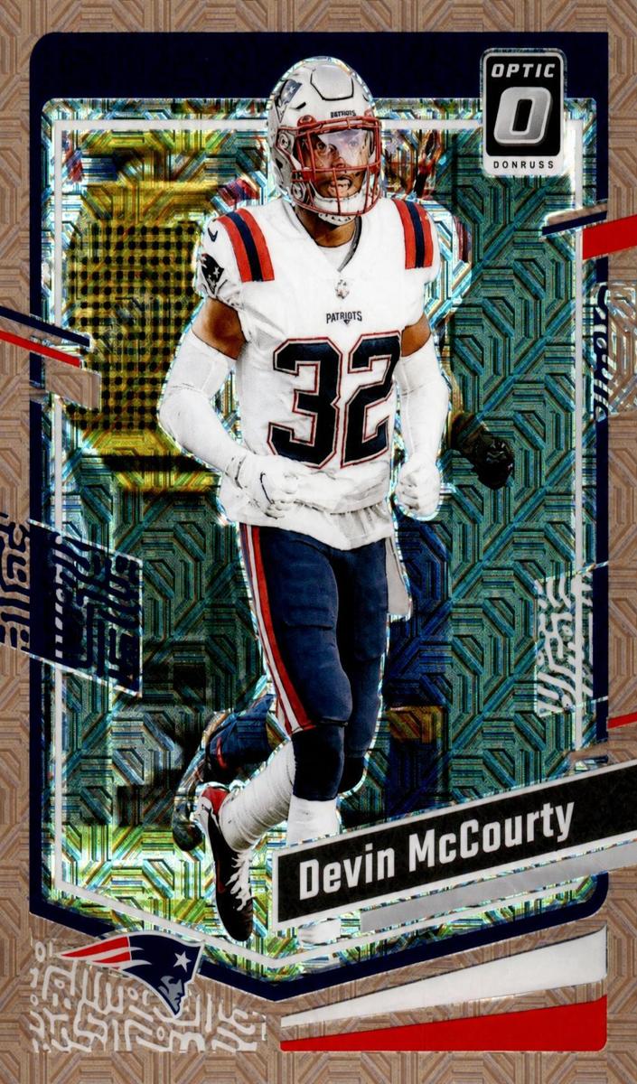 2023 Donruss Optic Football Bronze Mojo Devin McCourty #129 PSA 6