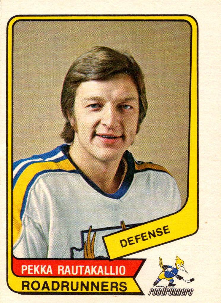 1976 O-Pee-Chee WHA Hockey Pekka Rautakallio #116 PSA 8