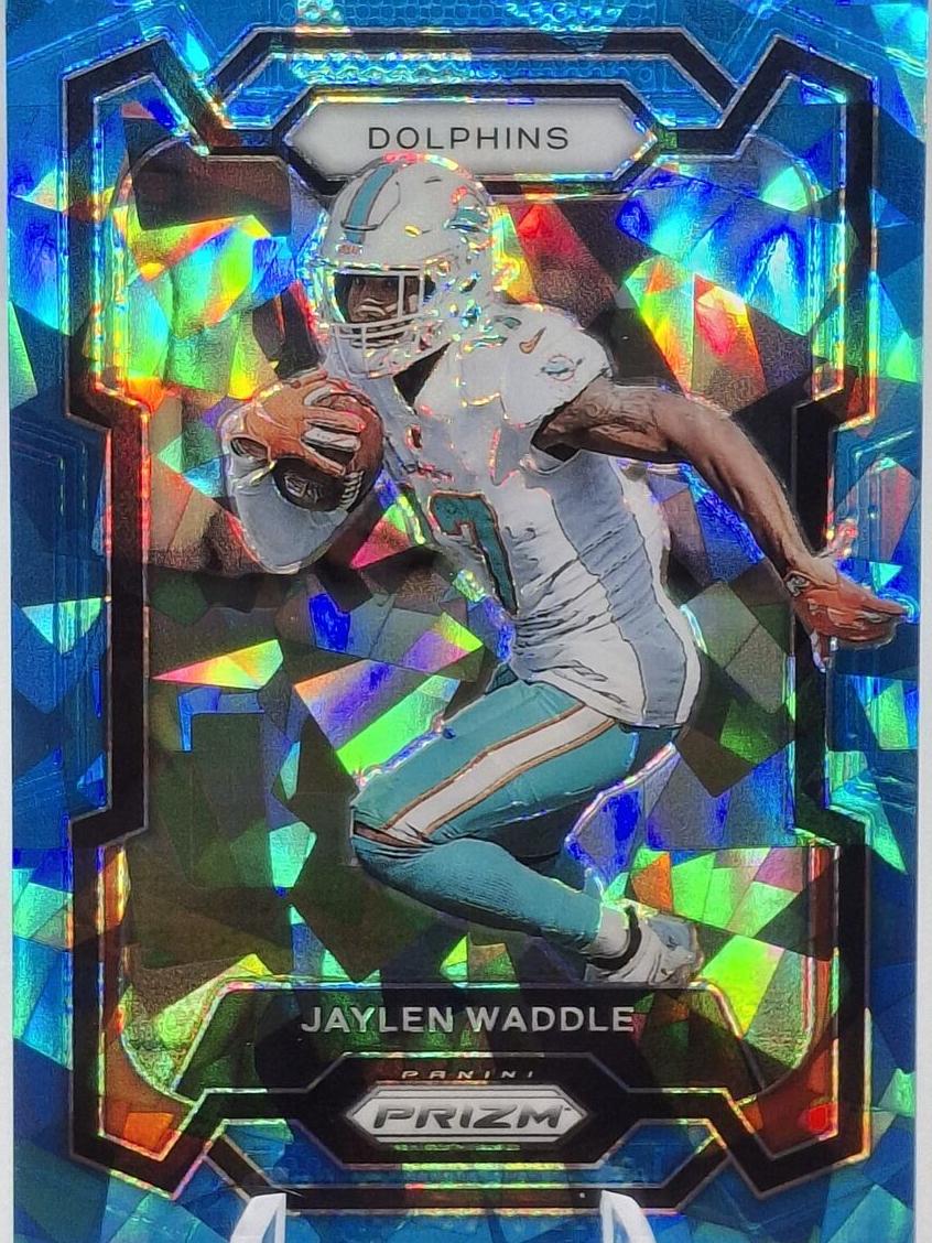 2023 Panini Prizm Football Blue Ice Jaylen Waddle #185 PSA 9