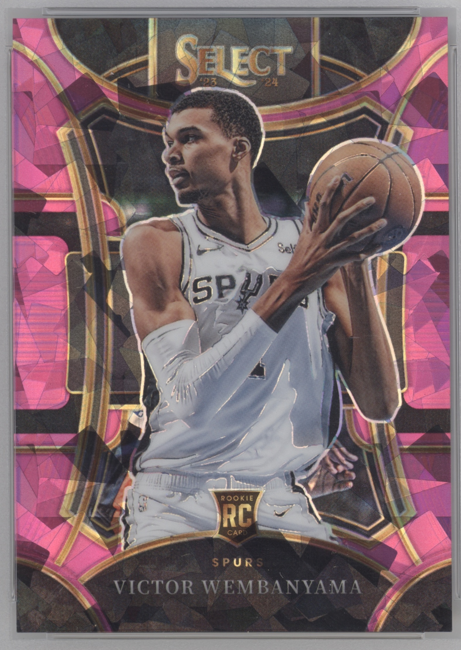 2023 Panini Select Basketball Pink Cracked Ice Victor Wembanyama #311