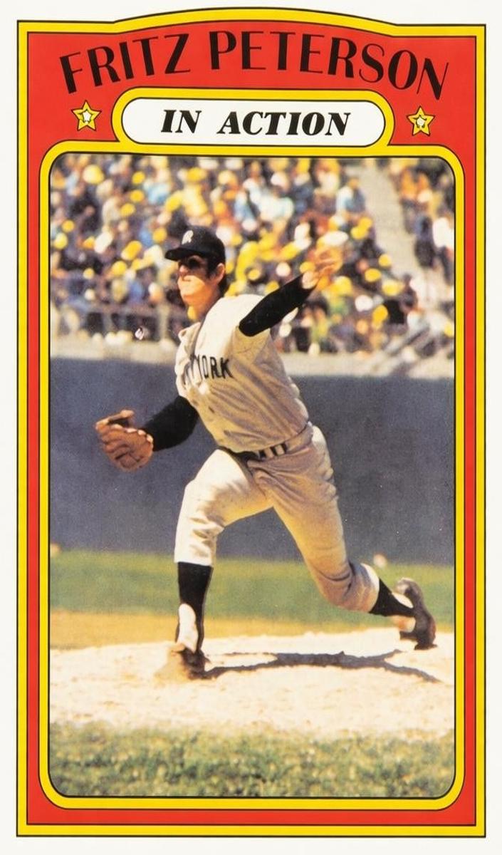 1972 Topps Baseball In Action Fritz Peterson #574 PSA 9
