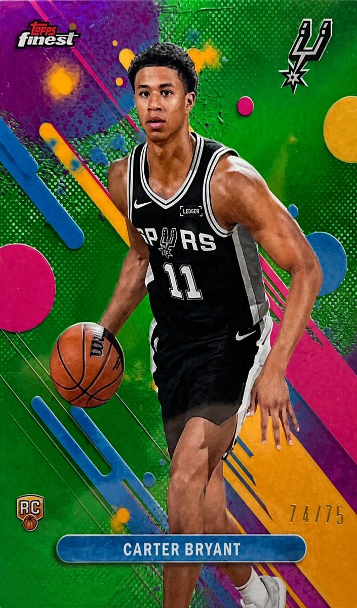 2025 Topps Finest Basketball Green Refractor Carter Bryant #14