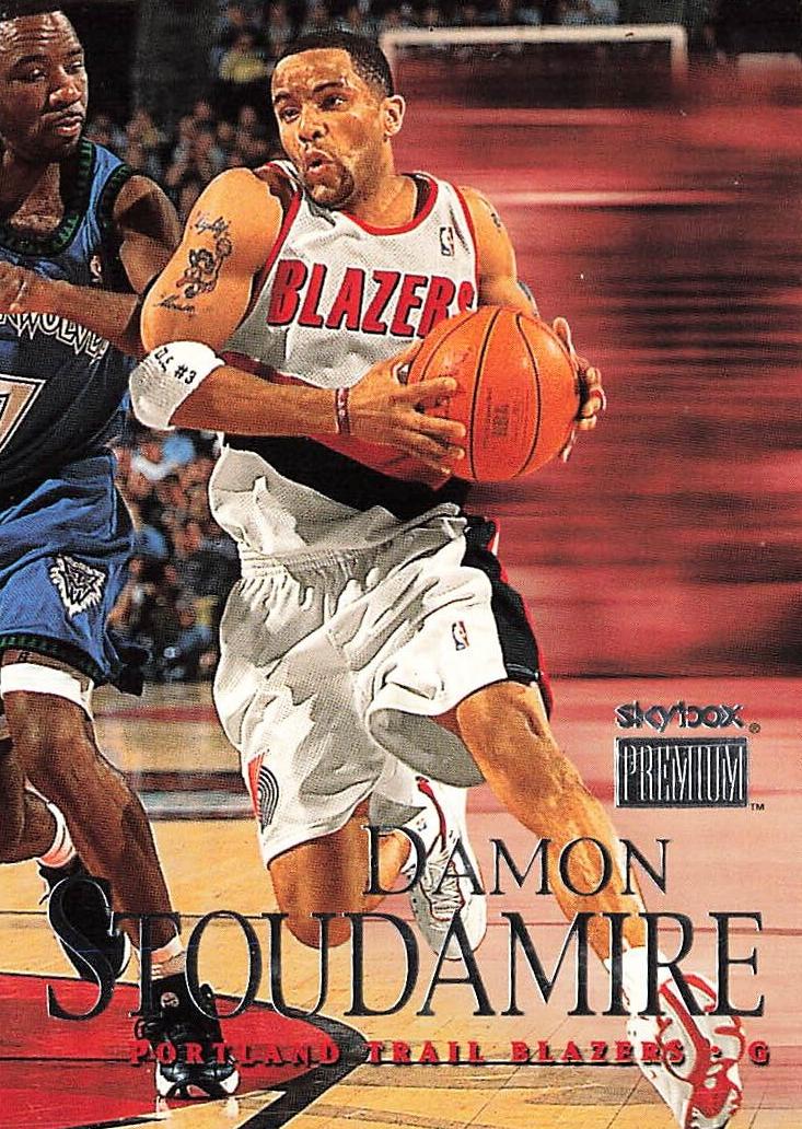 1999 Skybox Premium Basketball Damon Stoudamire #17